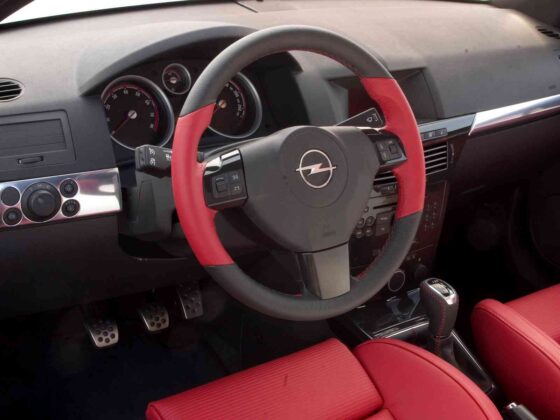 &bdquo;Opel Astra GTC High Performance Concept&ldquo; (nuotr. gamintojo)