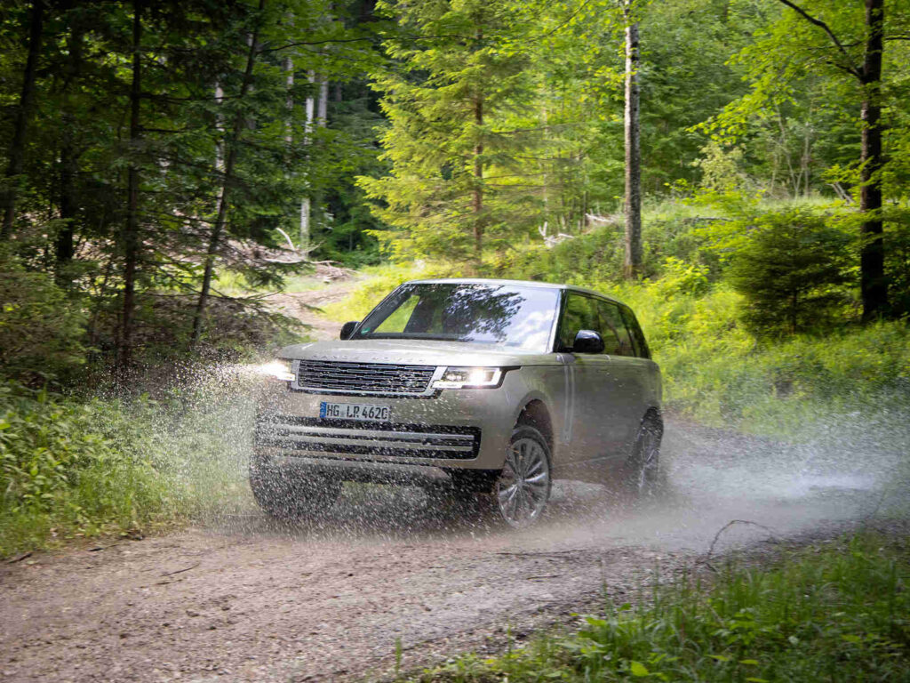 „Range Rover D350“ (nuotr. gamintojo)