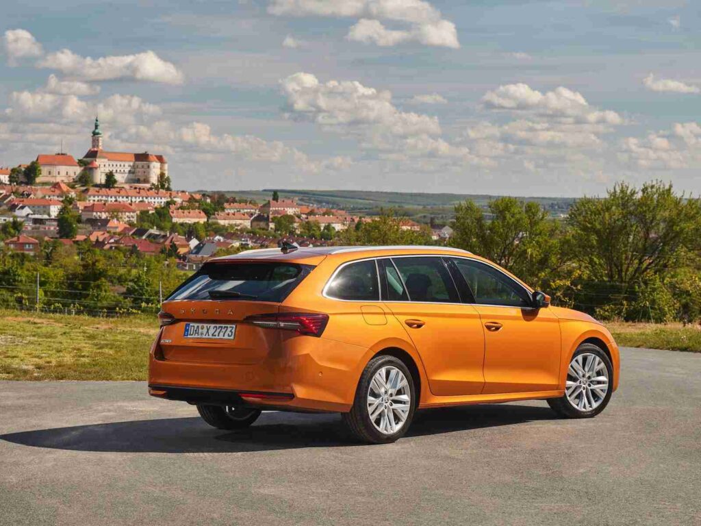 „Škoda Octavia Combi“ (nuotr. gamintojo)