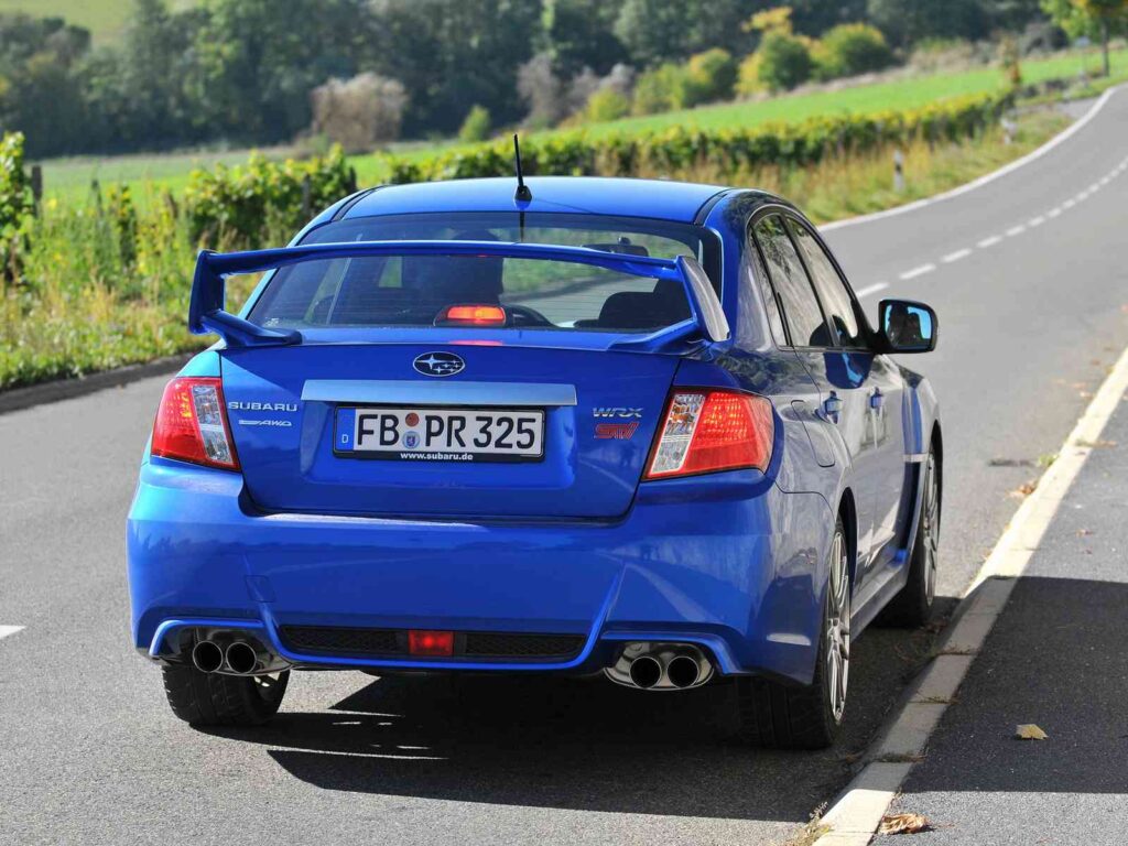 „Subaru Impreza WRX STI“ sedanas (nuotr. gamintojo)