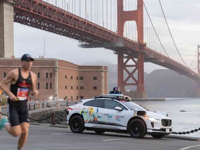 „Waymo“ autonominis automobilis (nuotr. gamintojo) „Waymo“ autonominis automobilis (nuotr. gamintojo)