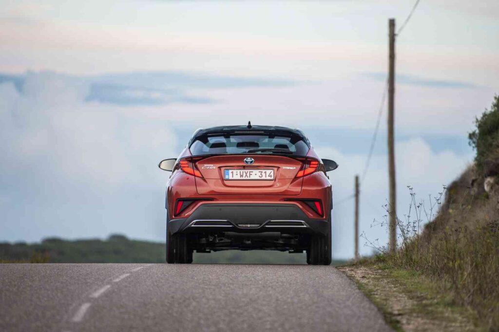 Atnaujintas „Toyota C-HR“ (nuotr. gamintojo)