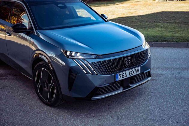 Elektrinis &bdquo;Peugeot e-5008&ldquo; (nuotr. Automobilistika.lt)