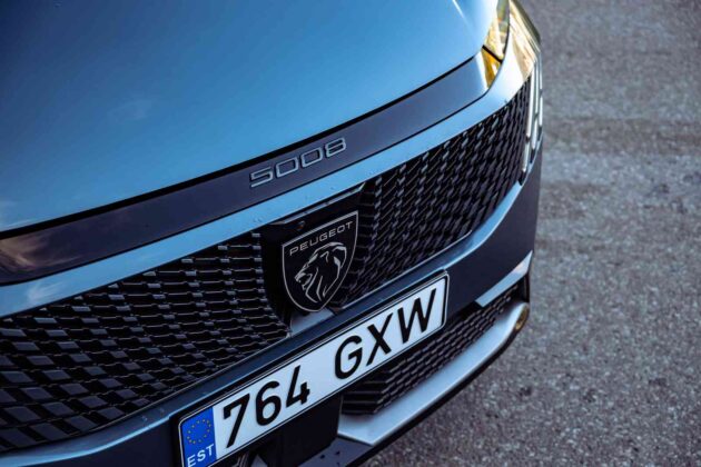 Elektrinis &bdquo;Peugeot e-5008&ldquo; (nuotr. Automobilistika.lt)
