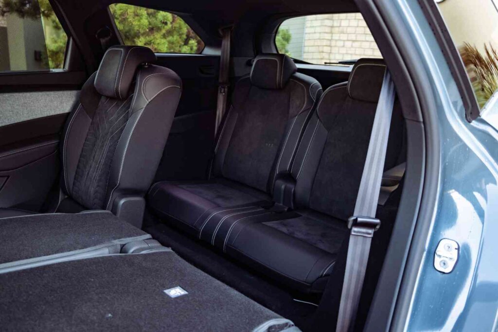 Elektrinis „Peugeot e-5008“ (nuotr. Automobilistika.lt)
