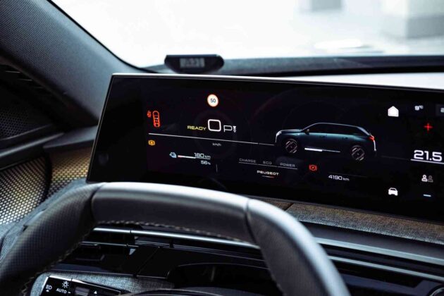 Elektrinis &bdquo;Peugeot e-5008&ldquo; (nuotr. Automobilistika.lt)