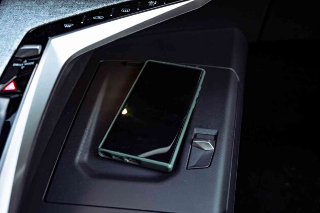 Elektrinis &bdquo;Peugeot e-5008&ldquo; (nuotr. Automobilistika.lt)
