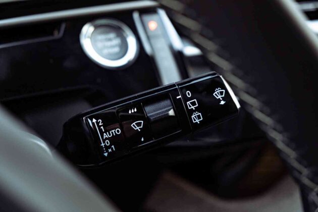 Elektrinis &bdquo;Peugeot e-5008&ldquo; (nuotr. Automobilistika.lt)