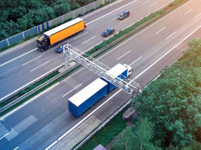 Kelių mokesčių sistema (DKV Mobility nuotr.)