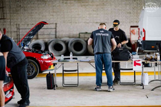 &bdquo;Roki&scaron;kio Grand Rally&ldquo; techninė komisija (nuotr. Andrius Laucius)