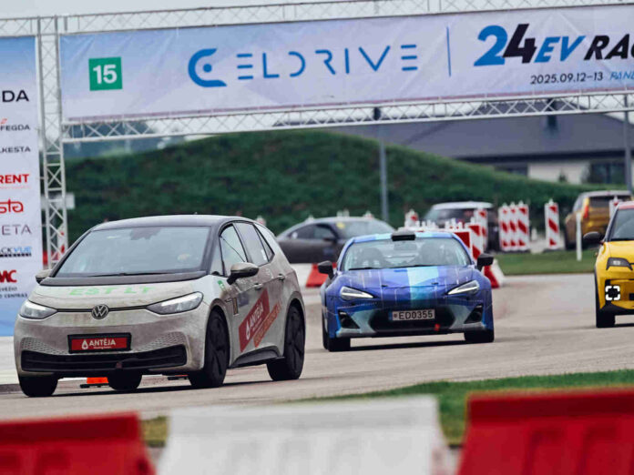 24 valandų elektromobilių lenktynės (nuotr. organizatorių)