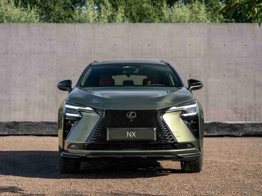 Atnaujintas „Lexus NX“ (nuotr. gamintojo)