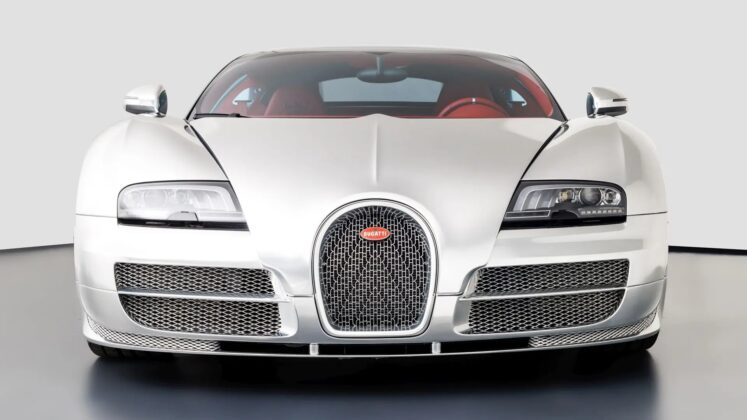 Fernando Alonso priklausantis &bdquo;Bugatti Veyron&ldquo; (nuotr. gamintojo)