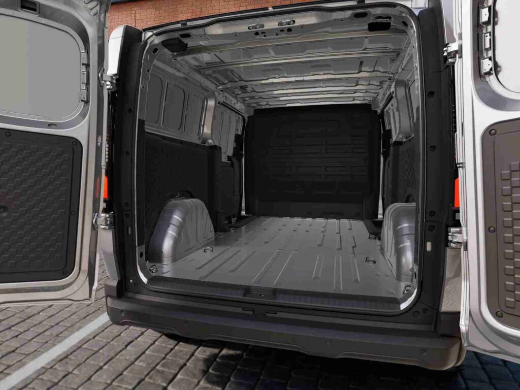 „Kia PV7“ furgonas (nuotr. gamintojo)