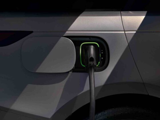 Elektrinis &bdquo;Range Rover Sport&ldquo; (nuotr. gamintojo)