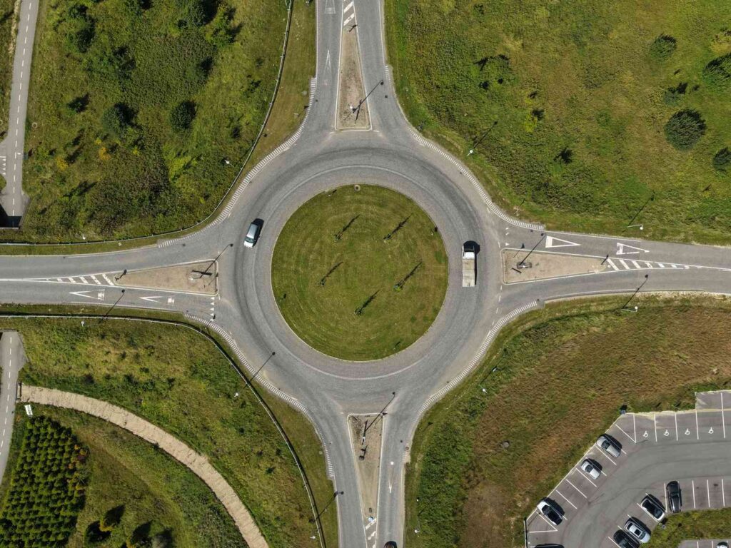 Žiedinė sankryža (nuotr. Pexels)
