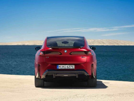 &bdquo;BMW iX4&ldquo; (nuotr. gamintojo)