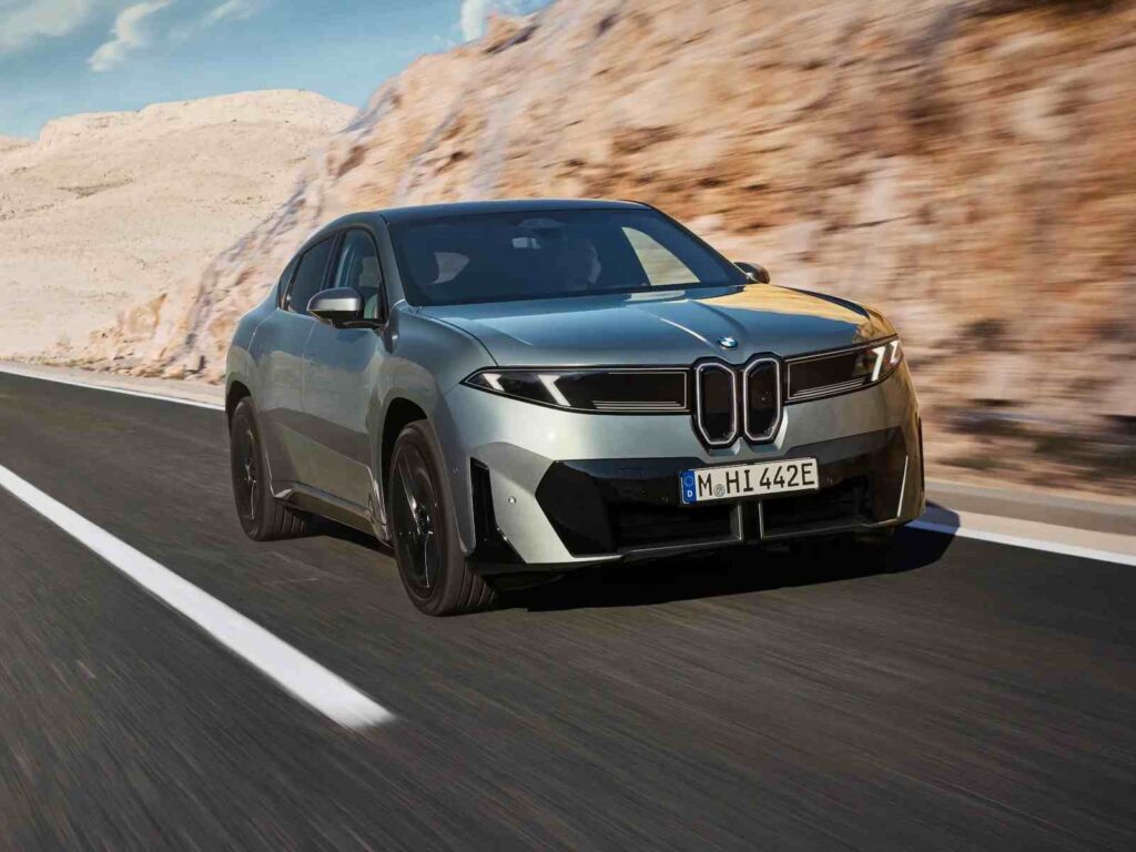 „BMW iX4“ (nuotr. gamintojo)