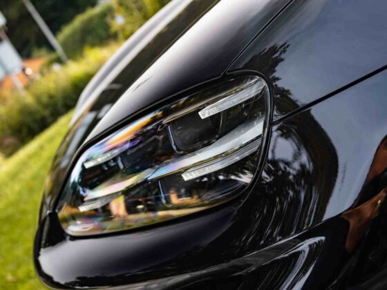 &bdquo;Porsche Cayenne Turbo Electric&ldquo; (nuotr. Automobilistika.lt)
