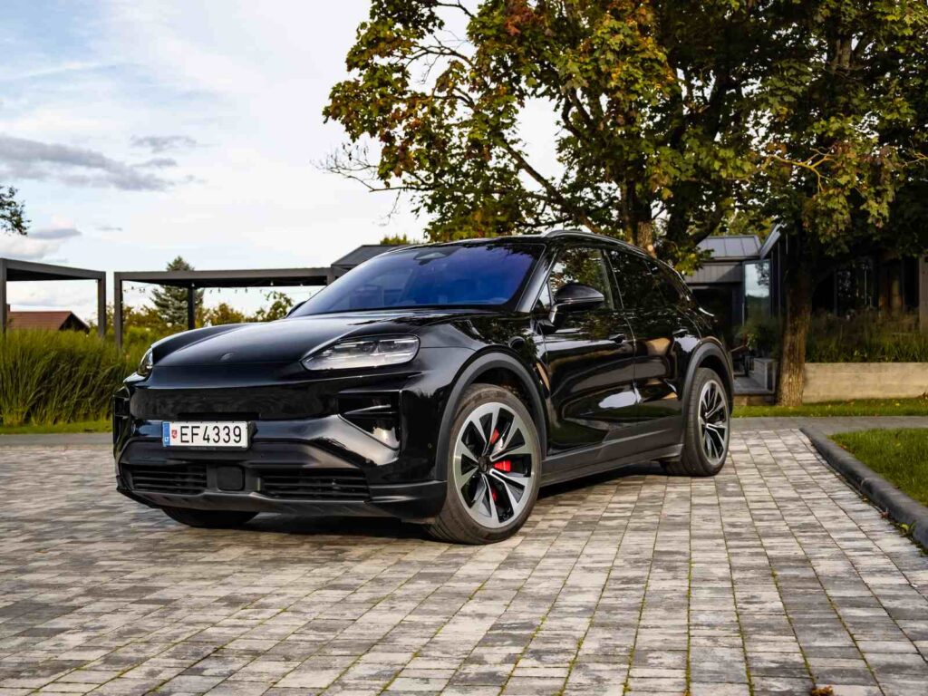 „Porsche Cayenne Turbo Electric“ (nuotr. Automobilistika.lt)