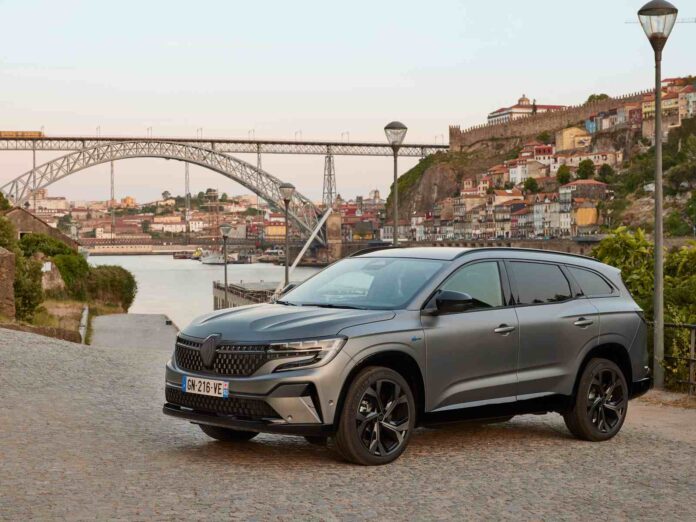 „Renault Espace E-Tech“ (nuotr. gamintojo)