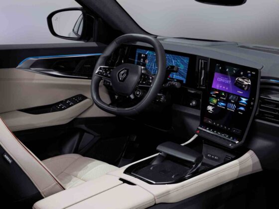 &bdquo;Renault Espace E-Tech&ldquo; (nuotr. gamintojo)