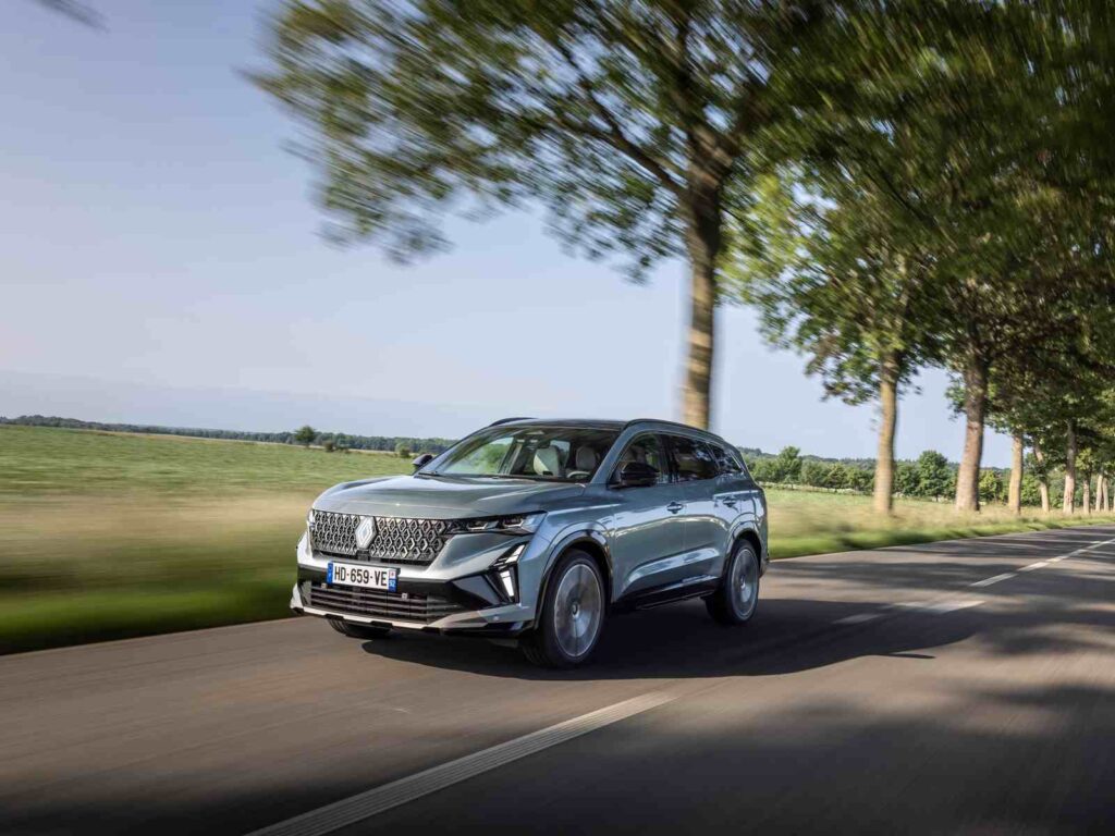 „„Renault Espace E-Tech“ (nuotr. gamintojo)