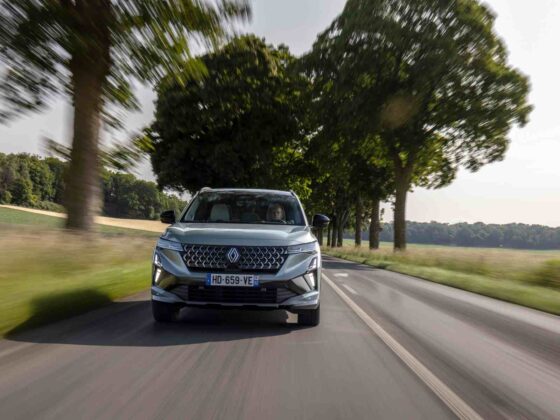 &bdquo;&bdquo;Renault Espace E-Tech&ldquo; (nuotr. gamintojo)